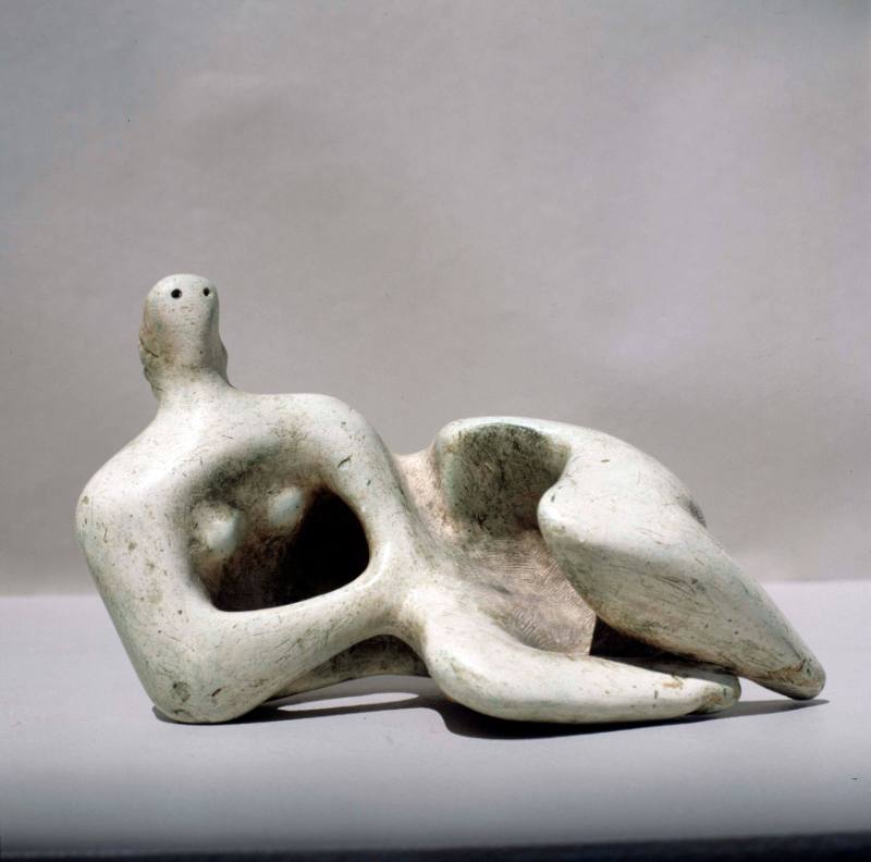 Reclining Figure Curved: Smooth