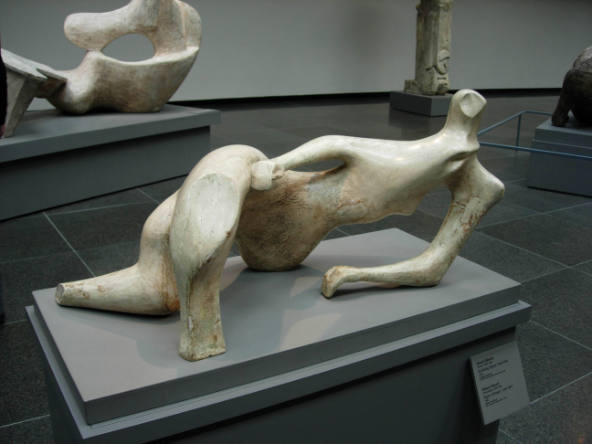 Reclining Figure: Open Pose