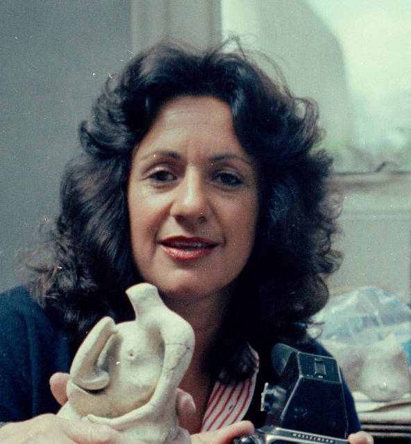 Gemma Levine in the Bourne Maquette Studio, 1983. Photo: Errol Jackson