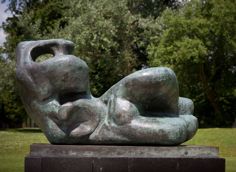 Reclining Figure: Bunched