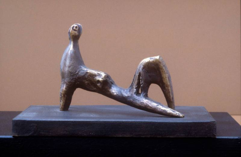 Reclining Figure: Stiff Leg